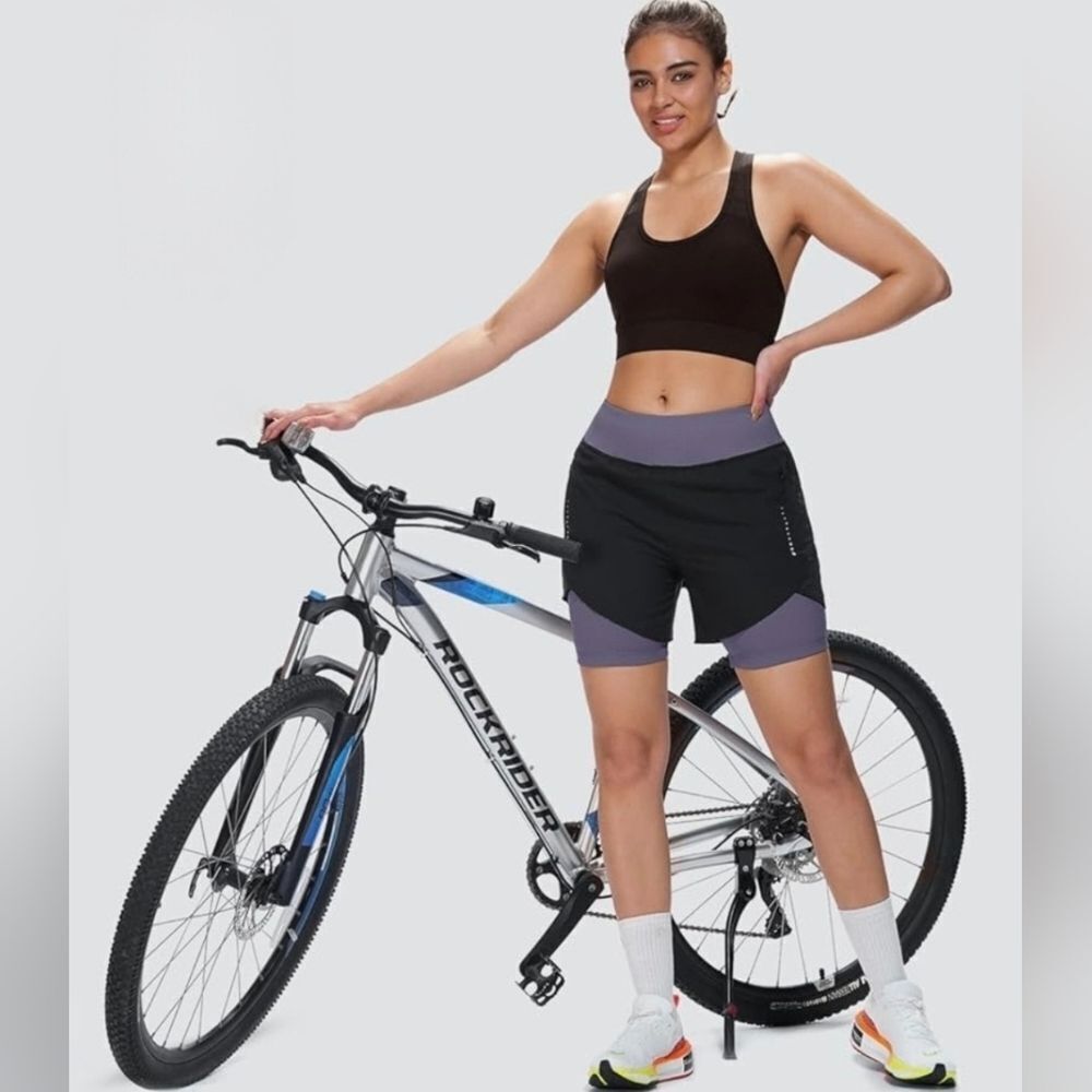 🩵⏭️NWT Black & Lavender Padded Bike Shorts Small